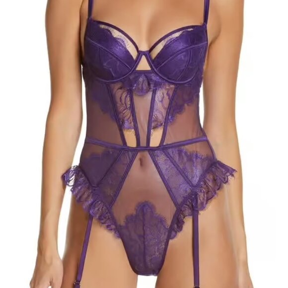 Ann Summers | NWT | the Understated Underwire Thong Teddy with Garter Straps - Picture 1 of 15